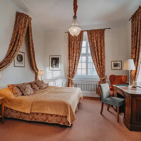 Palac Lomnica Karkonosze - Schloss Lomnitz Riesengebirge Wojanow