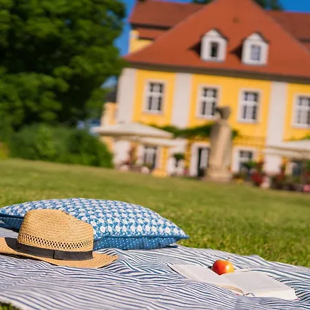 酒店 Palac Lomnica Karkonosze - Schloss Lomnitz Riesengebirge Wojanow