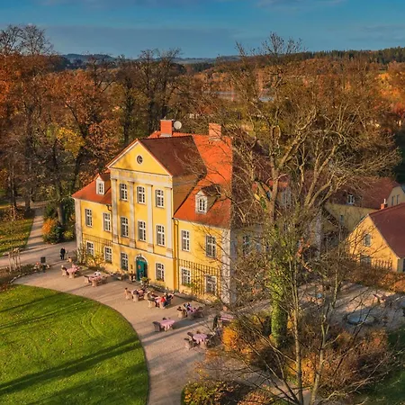 酒店 Palac Lomnica Karkonosze - Schloss Lomnitz Riesengebirge Wojanow