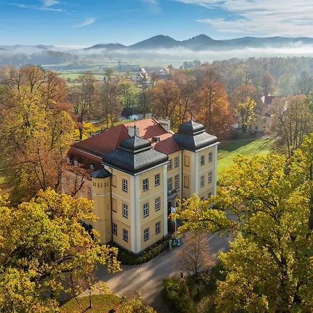 Palac Lomnica Karkonosze - Schloss Lomnitz Riesengebirge 3* Wojanow
