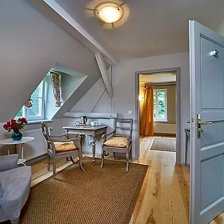 Otel Palac Lomnica Karkonosze - Schloss Lomnitz Riesengebirge 3*