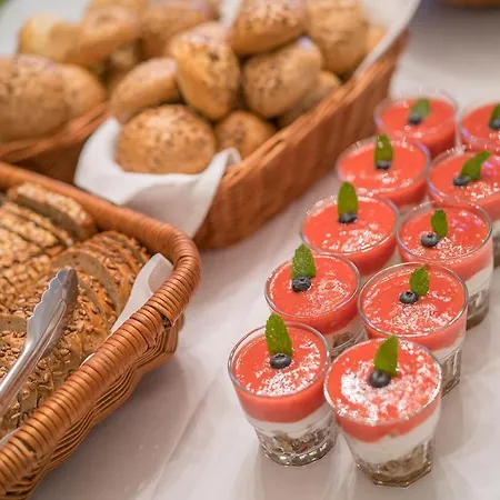 Palac Lomnica Karkonosze - Schloss Lomnitz Riesengebirge Wojanow