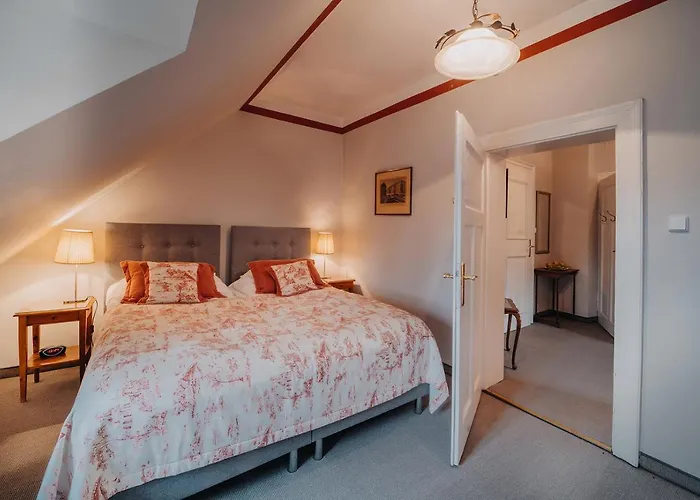 Palac Lomnica Karkonosze - Schloss Lomnitz Riesengebirge