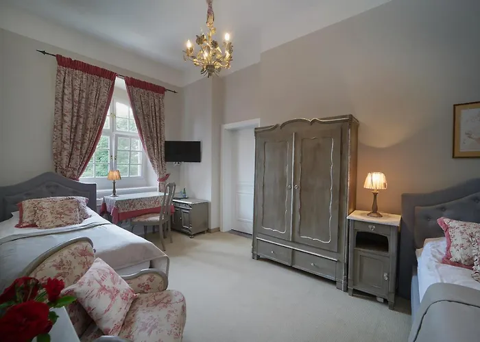 Pałac łomnica Karkonosze - Schloss Lomnitz Riesengebirge Wojanow