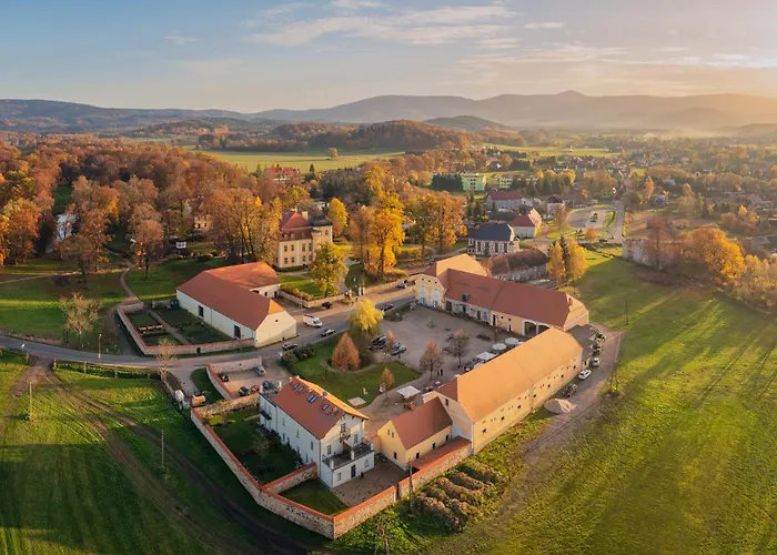 Palac Lomnica Karkonosze - Schloss Lomnitz Riesengebirge Hotell Wojanow