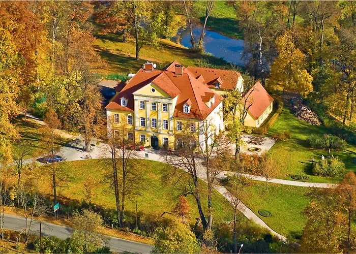 Hotell Palac Lomnica Karkonosze - Schloss Lomnitz Riesengebirge Wojanow