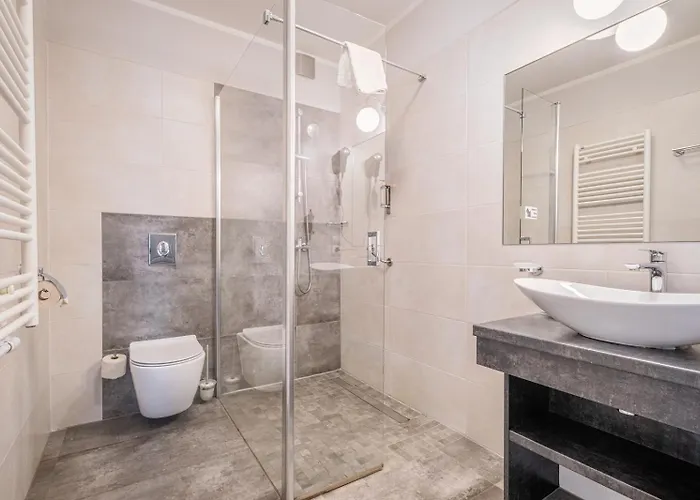 Palac Lomnica Karkonosze - Schloss Lomnitz Riesengebirge