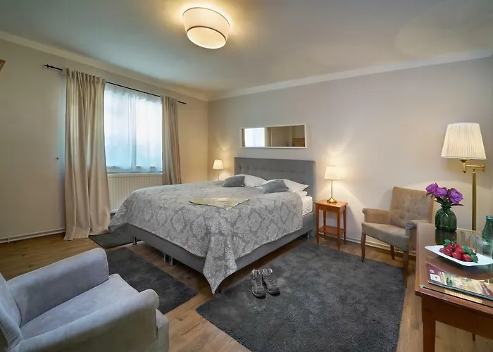 Palac Lomnica Karkonosze - Schloss Lomnitz Riesengebirge Hotell Wojanow